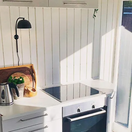 Two-bedroom Holiday In 6 *